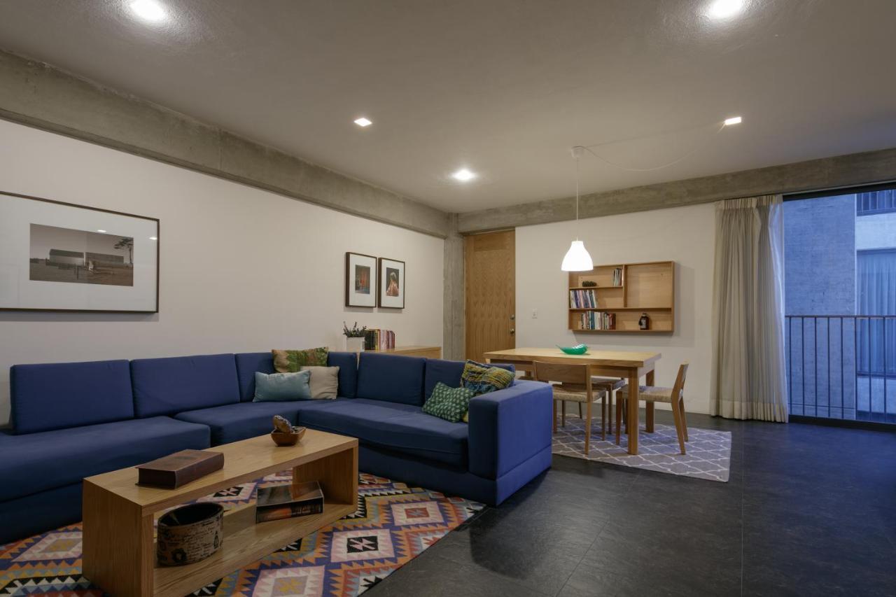 Apartamentos Buenos Aires 과달라하라 외부 사진