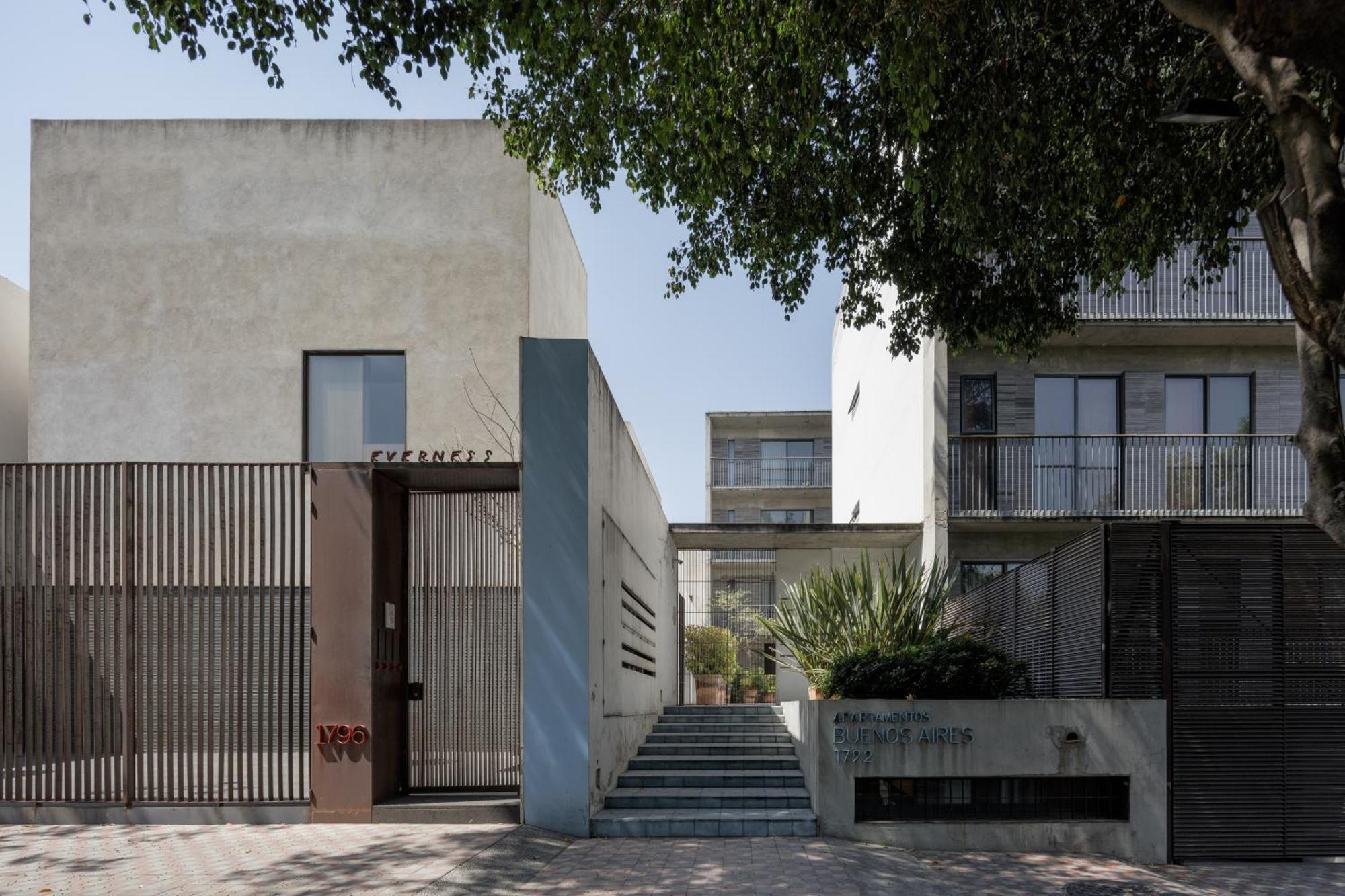 Apartamentos Buenos Aires 과달라하라 외부 사진